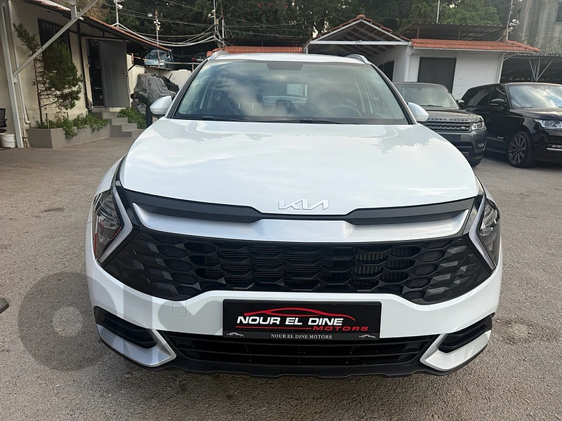 Kia Sportage 4WD MODEL 2023 FROM COMPANY LEBANON !!! 21000 km only Kia Sportage 4WD MODEL 2023 FROM COMPANY LEBANON !!! 21000 km only