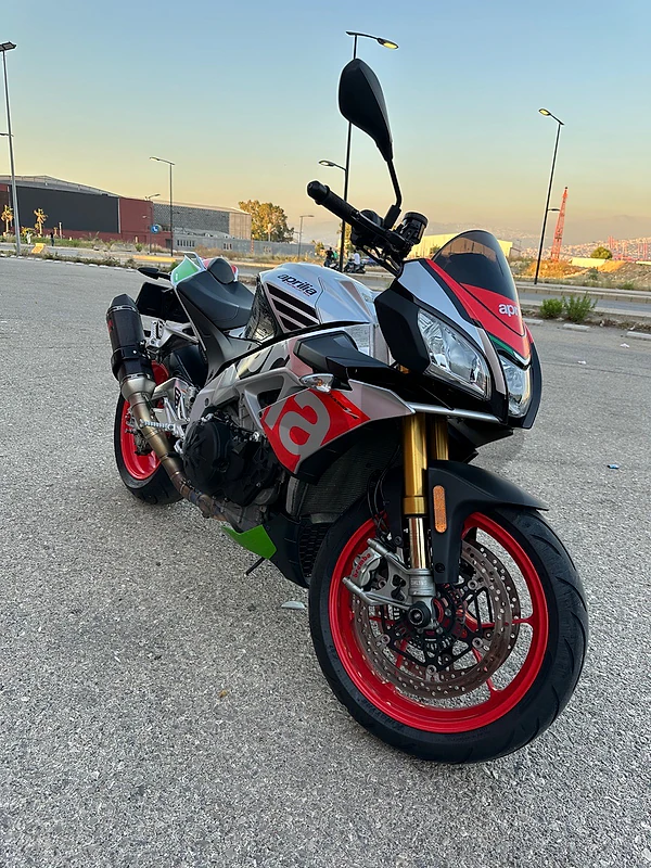 Aprilia Tuono 1100cc Factory 2017
