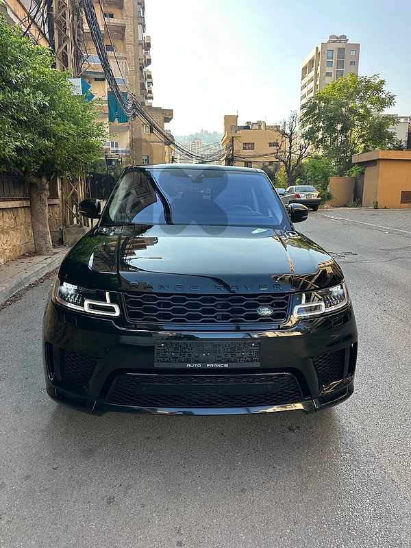Range Rover Sport V6 Dynamic 2018 black on black & blue (clean carfax)