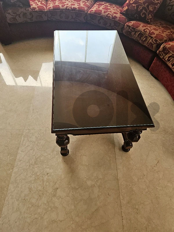 salon table