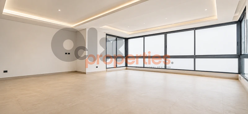 Apartment For Sale in Mar Elias شقة للبيع في مار الياس CPBHN66
