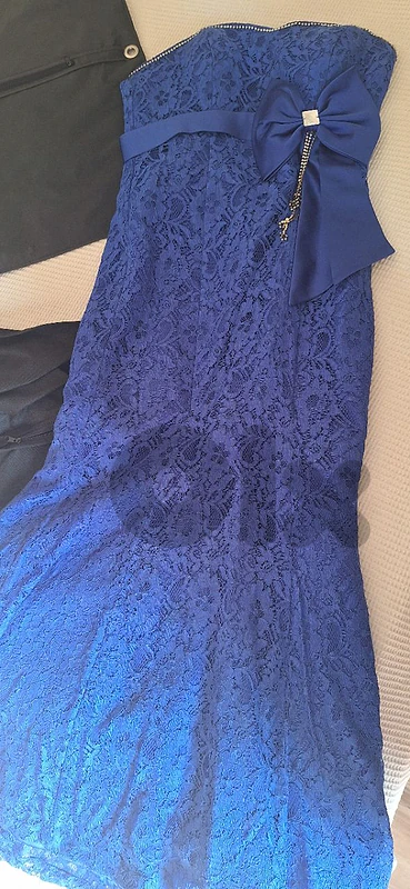 royal blue dress