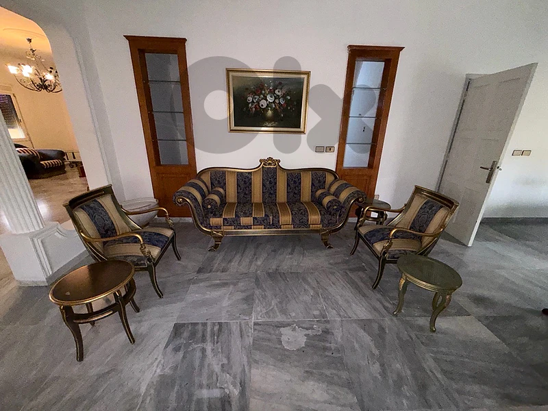Full living room