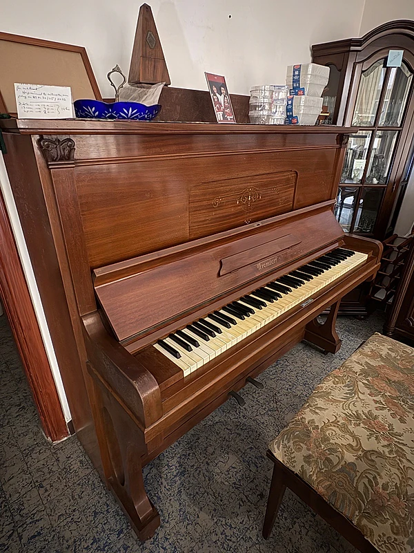 Niendorf Piano