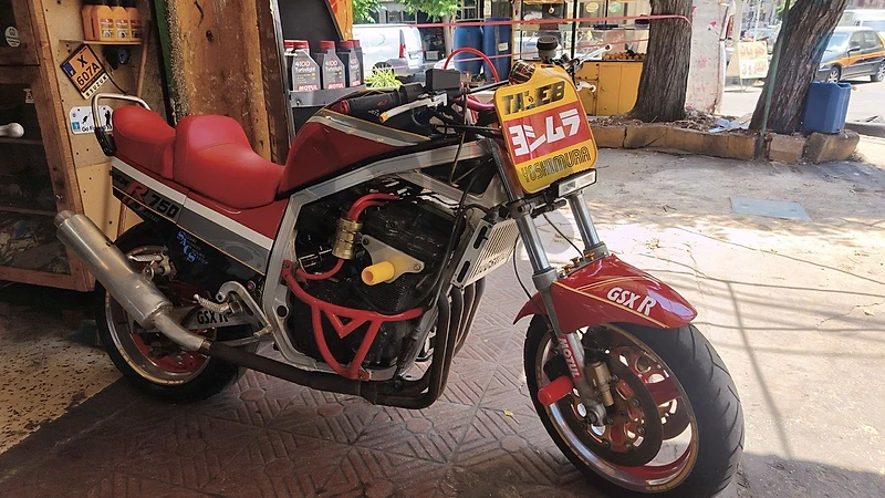 GSXR750