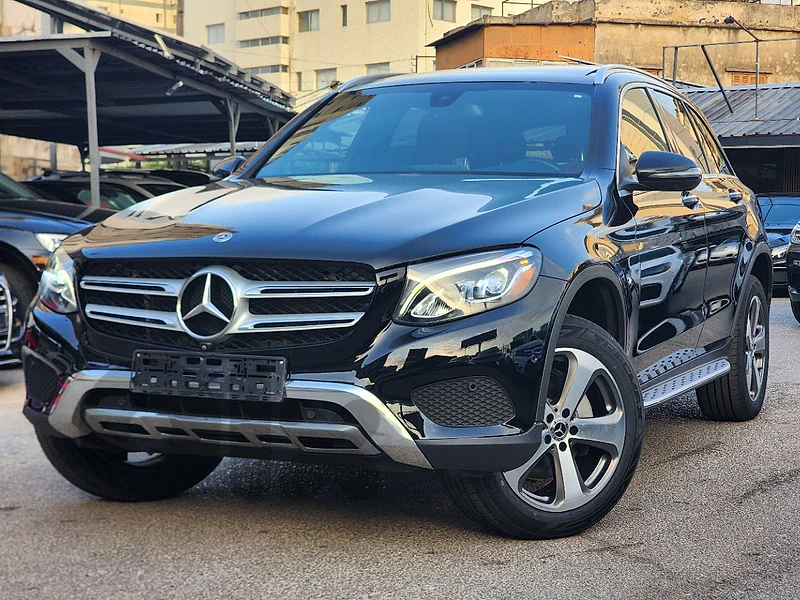 Mercedes GLC 2018 300 4Matic Clean Carfax
