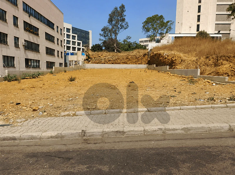 Land /prime location /Hazmieh highway / RENT /أرض في الحازمية  للايجار