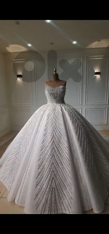 wedding dress