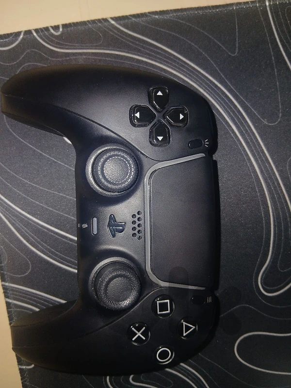 Selling Ps5 Black Controller
