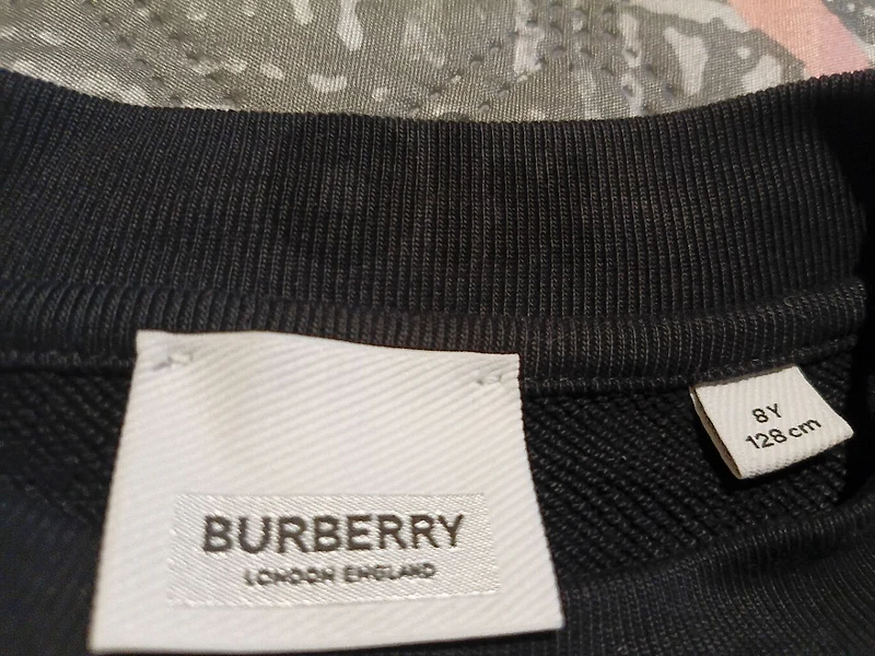 burberry top