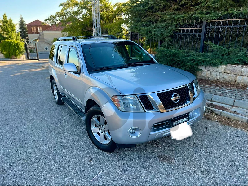 Nissan Pathfinder 2012