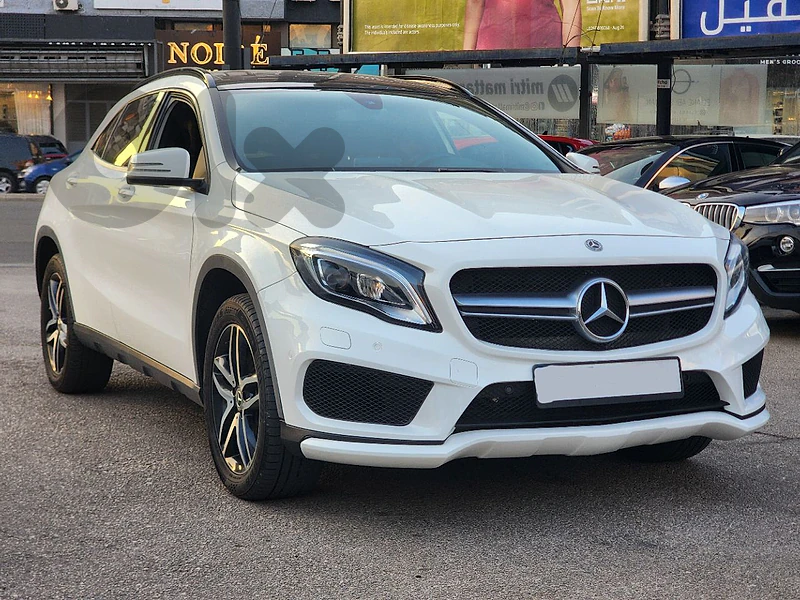 2018 Mercedes GLA 250 4Matic AMG-Line Exclusive Package 2018 Mercedes GLA 250 4Matic AMG-Line Exclusive Package