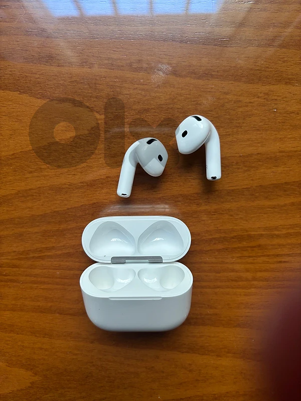 Airpods 4