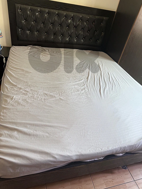 full used bedroom