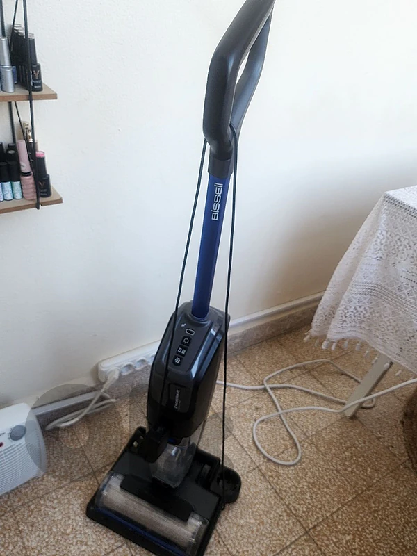 Bissel vacuum cleaner