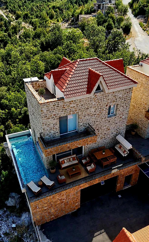 Villa For sale ready to move in