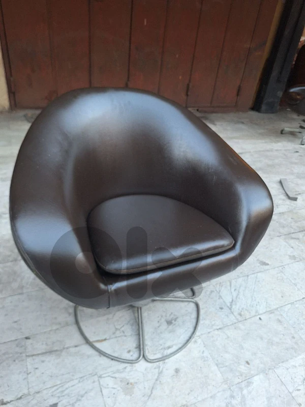 vintage swivel chair leather Italy original seventies