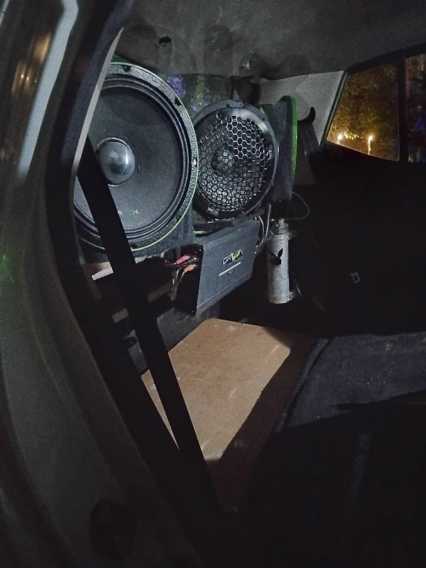 car audio sound system