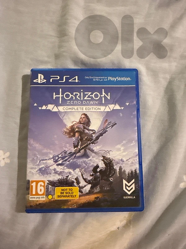 horizon zero dawn complete edition used but like new (works on ps5)