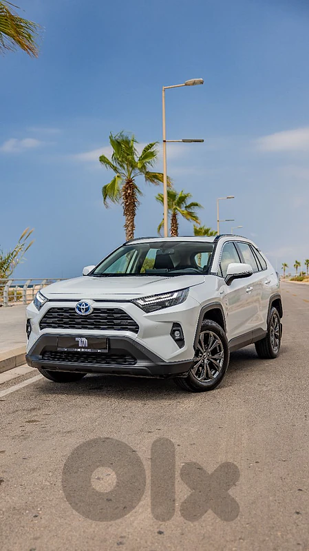 TOYOTA  RAV4  HYBRID  4X4  2024 WARRANTY TILL END OF 2027