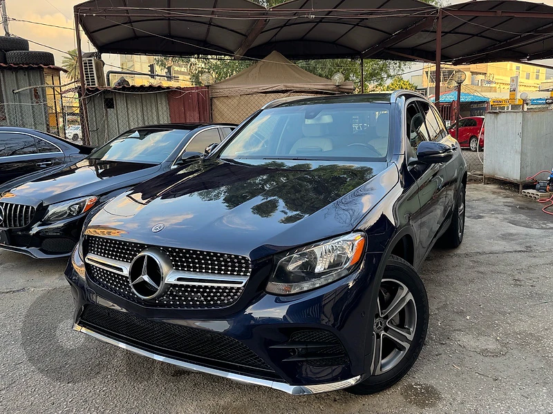 MERCEDES GLC300 2019 4matic✅super clean🔥panoramic🔥81/882165☎️