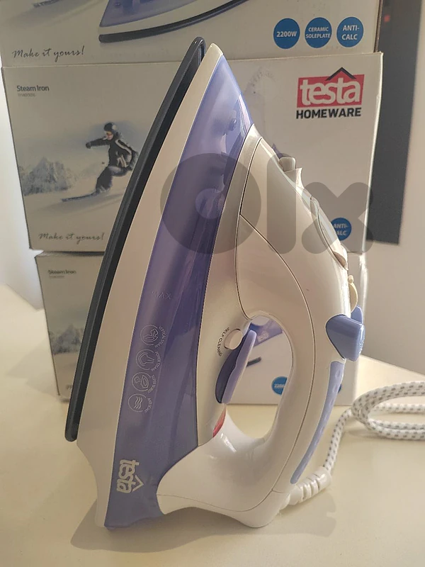 مكواية جديدة بخار مع سطح سيراميك ٢٢٠٠ وات Testa steam iron 200 watt مكواية جديدة بخار مع سطح سيراميك ٢٢٠٠ وات Testa steam iron 200 watt