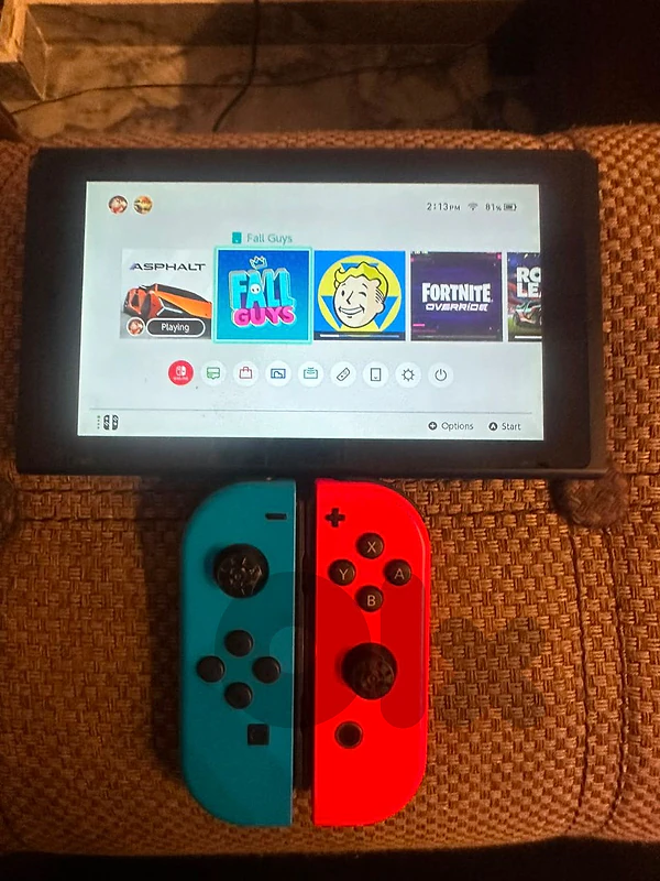 Nintendo Switch V2 Nintendo Switch V2