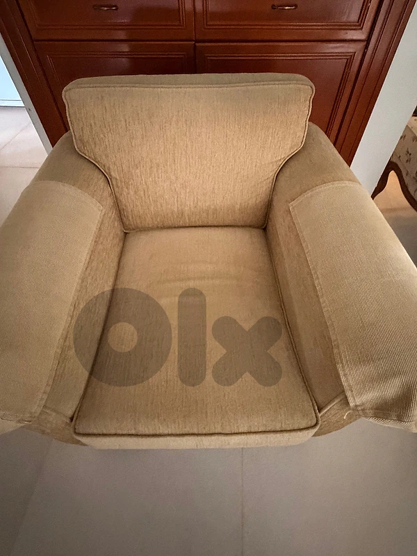 1 double sofa and two single