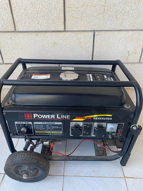 موتير/ مولد كهربائي مستعمل مرتين شبه جديد للبيع generator
