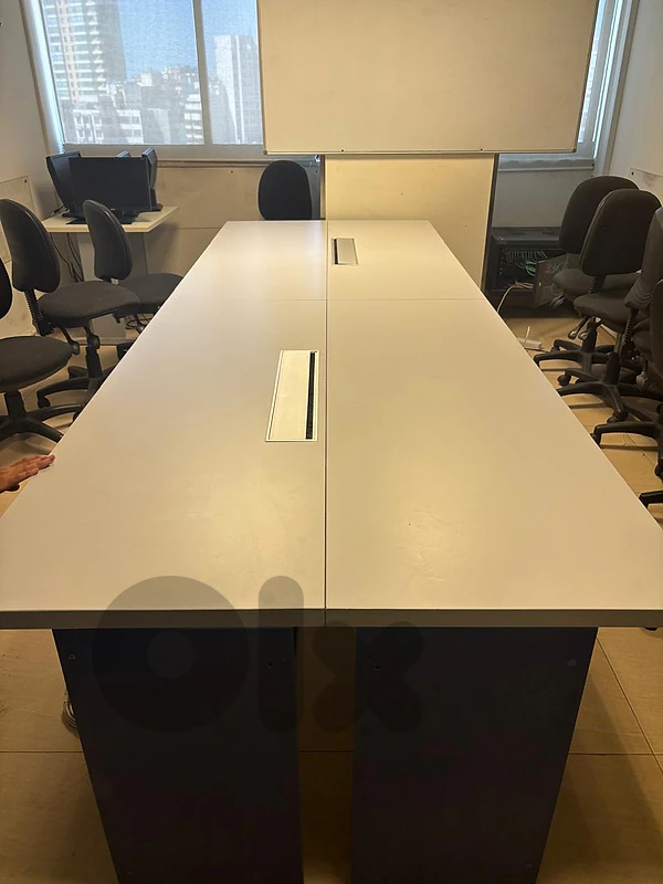 Set of 4 office tables for 700 usd
