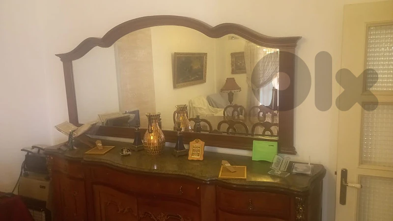 full dining room and 2 sideboard