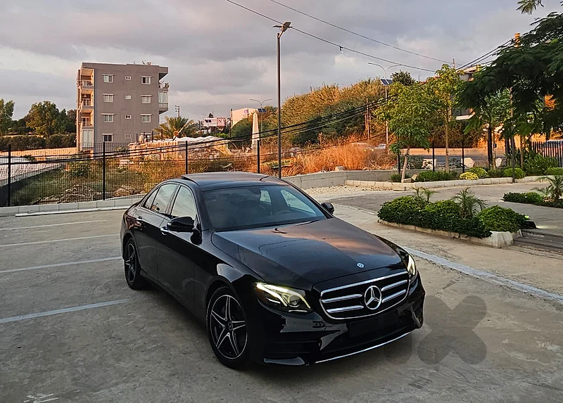 Mercedes-Benz E300 4Matic 2019 AMG 5 Cameras Digital Dash Soft Close
