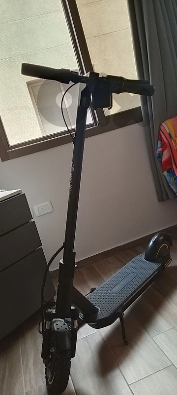 electric scooter