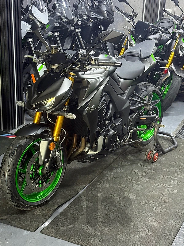 kawasaki Z1100 2026 0 km