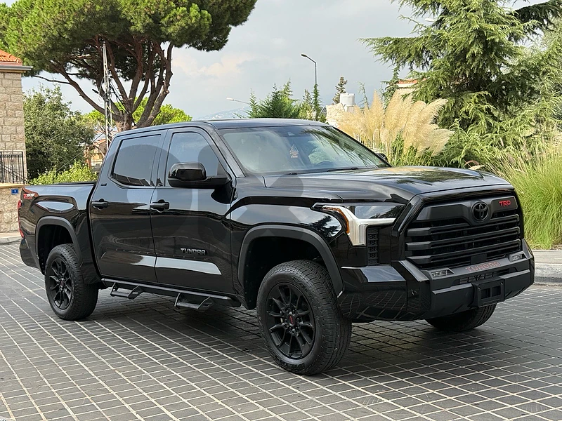 Toyota Tundra 2023