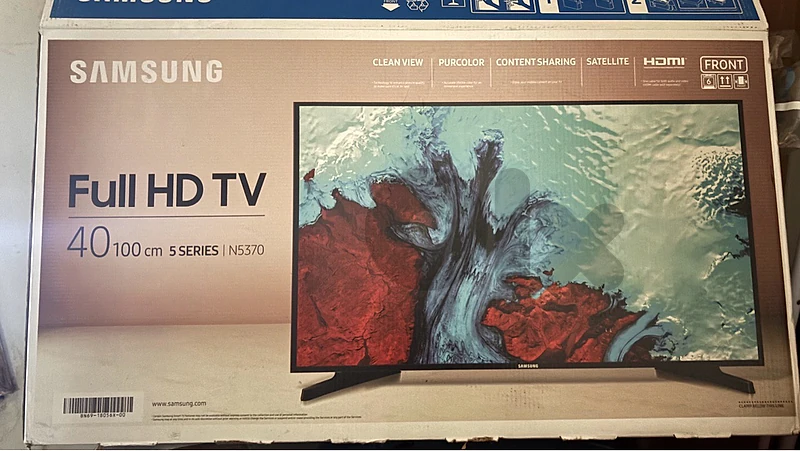 SAMSUNG TV 40 INCH