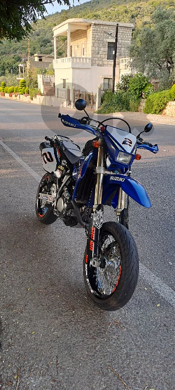 Suzuki DRZ- 400 SM (like New)