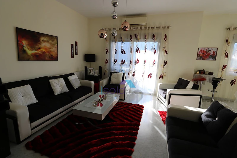A decorated 160 m2 apartment +mountain/sea view 4sale/rent in Rabweh