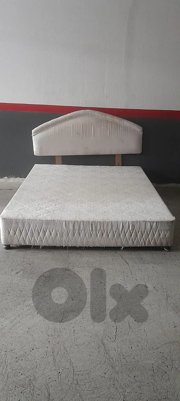 تخت مجوز