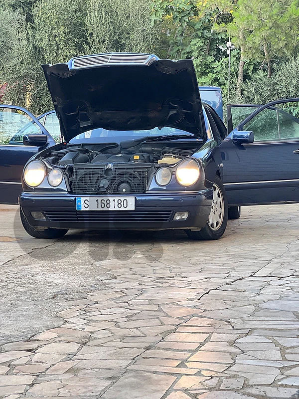 Mercedes-Benz E-Class 1998 e320 Mercedes-Benz E-Class 1998 e320