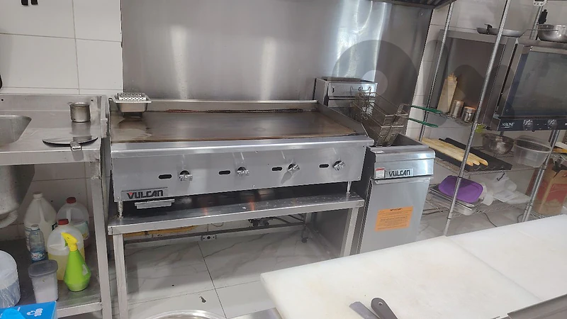 grill, fryer, oven, and hood
