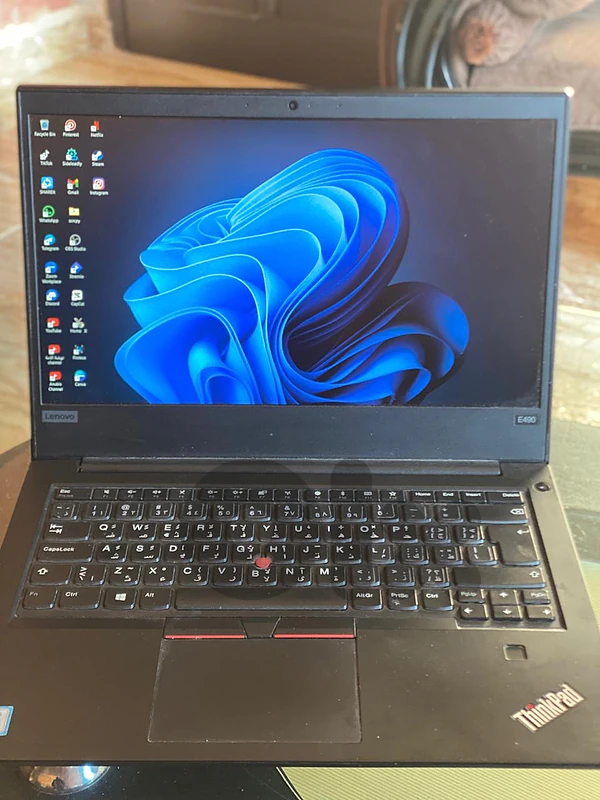 Lenovo Laptop E490