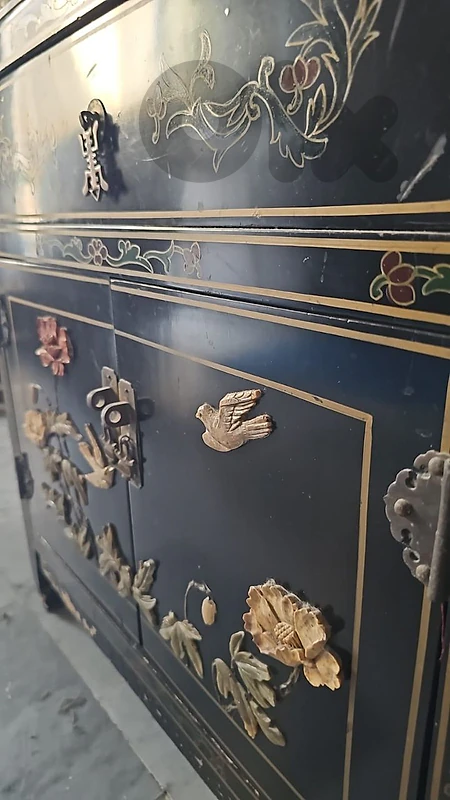 2 vintage side cabinets