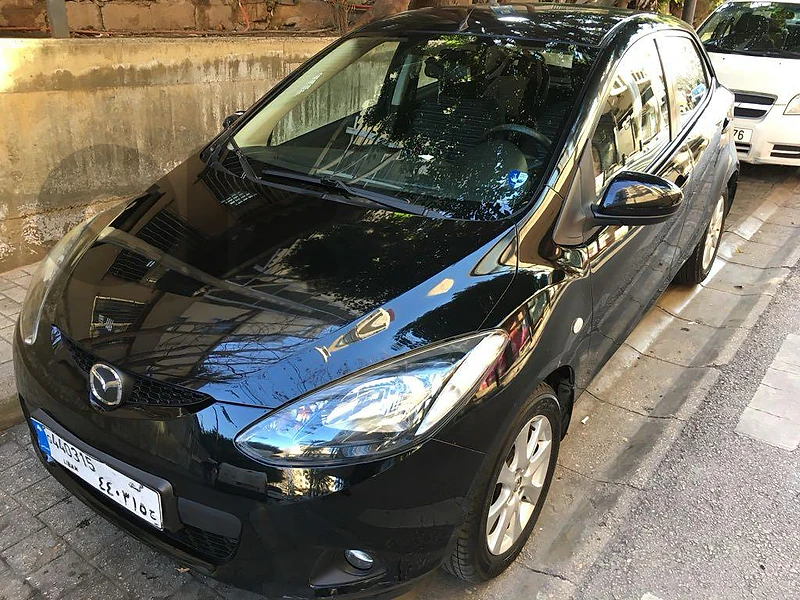 Mazda 2 2010