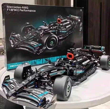 Mercedes-AMG Lego