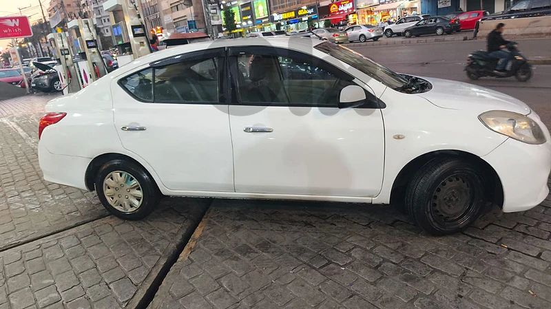 نيسان صني 2014 2014