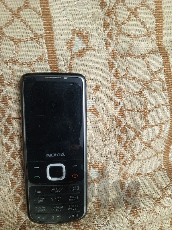6700  Nokia