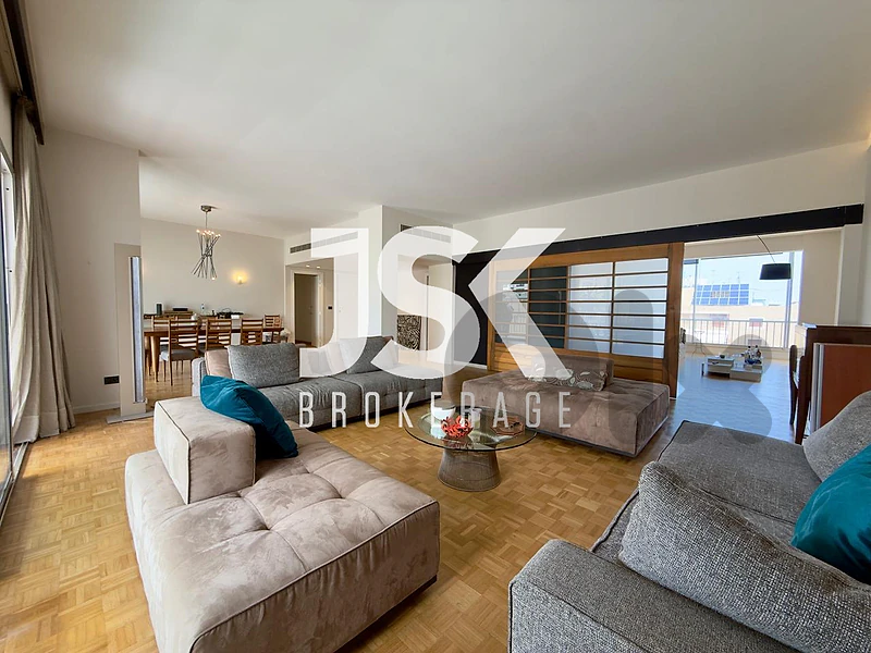L22544 Exceptional Apartment For Sale in Achrafieh, Carré D'or