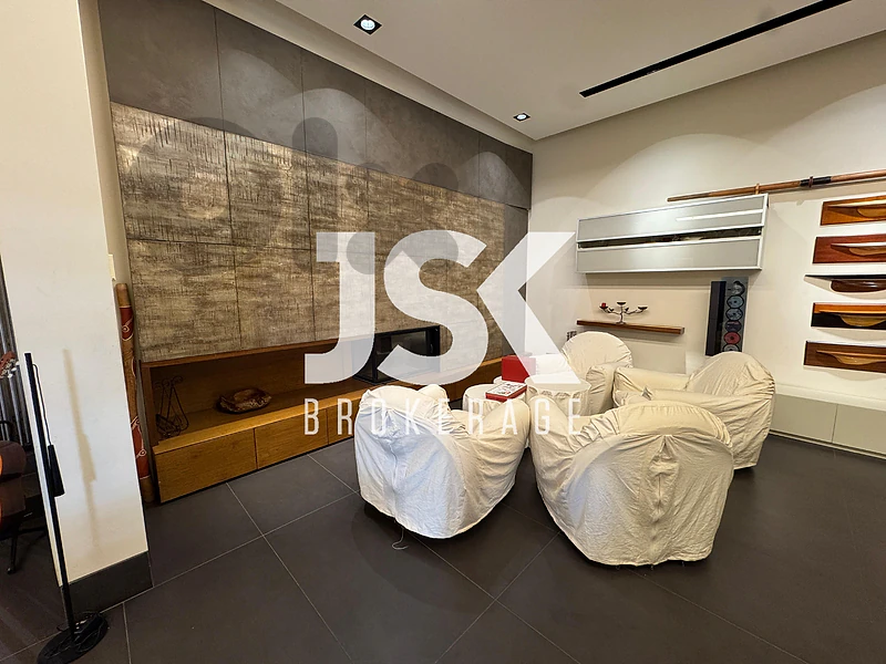 L22563 Apartment For Rent in Hamra, Ras Beirut