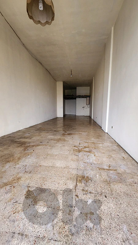 Shop for sale in Mazraet Yachouh near the industrial zone 55 sqm